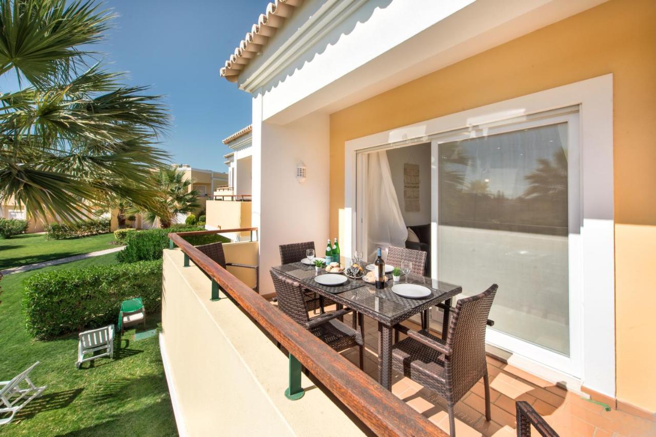 Luxurious First Floor Apartment Sleeps 4 Carvoeiro  Ngoại thất bức ảnh