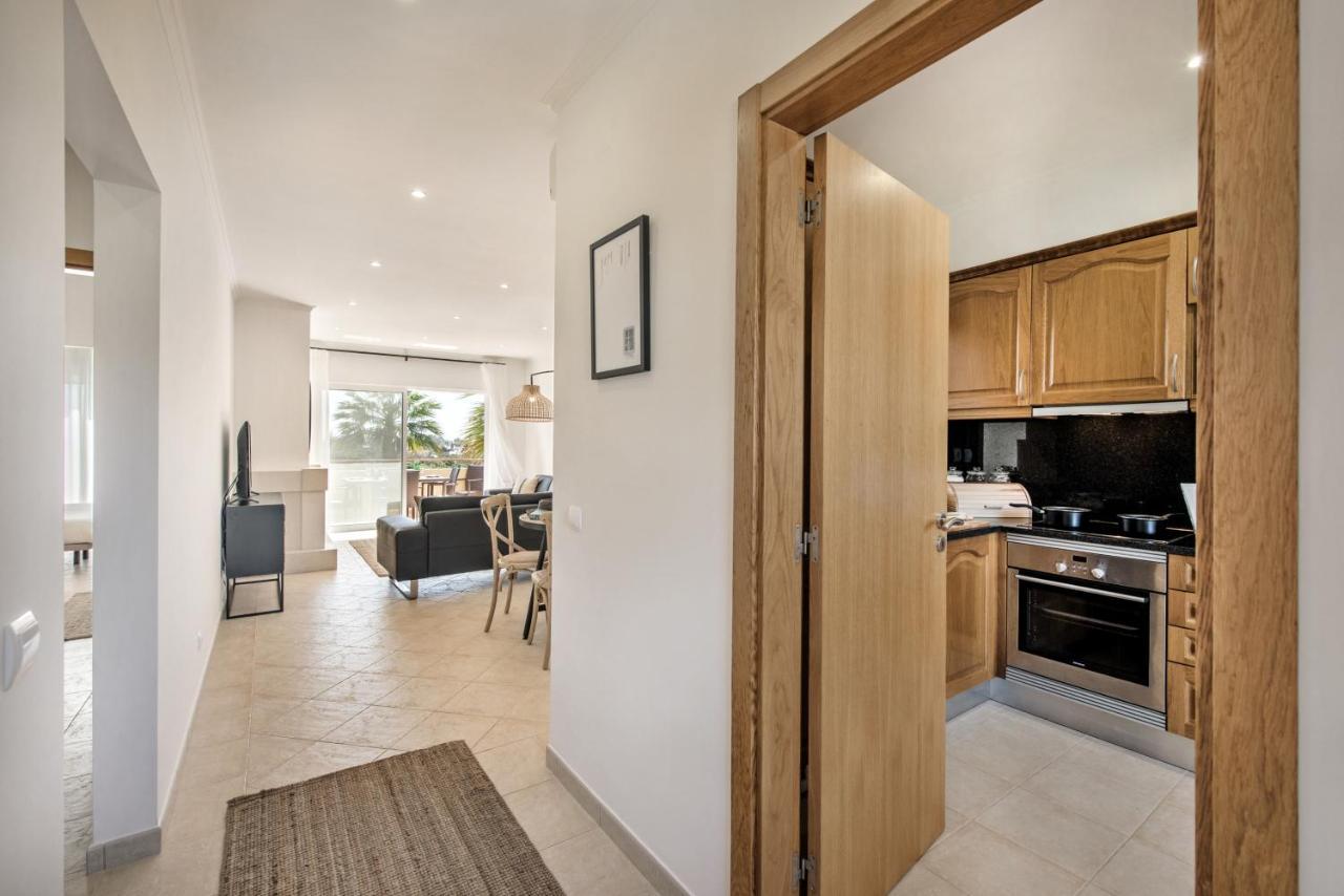 Luxurious First Floor Apartment Sleeps 4 Carvoeiro  Ngoại thất bức ảnh