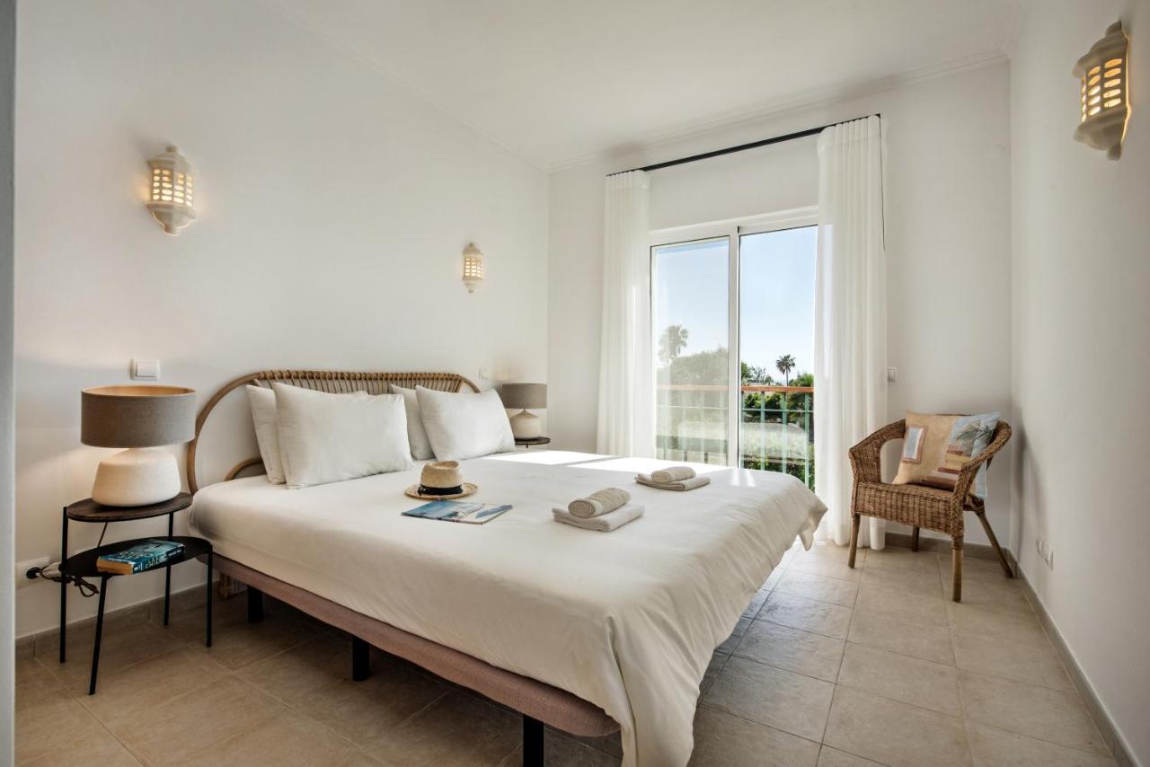 Luxurious First Floor Apartment Sleeps 4 Carvoeiro  Ngoại thất bức ảnh