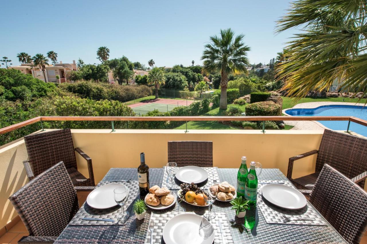 Luxurious First Floor Apartment Sleeps 4 Carvoeiro  Ngoại thất bức ảnh